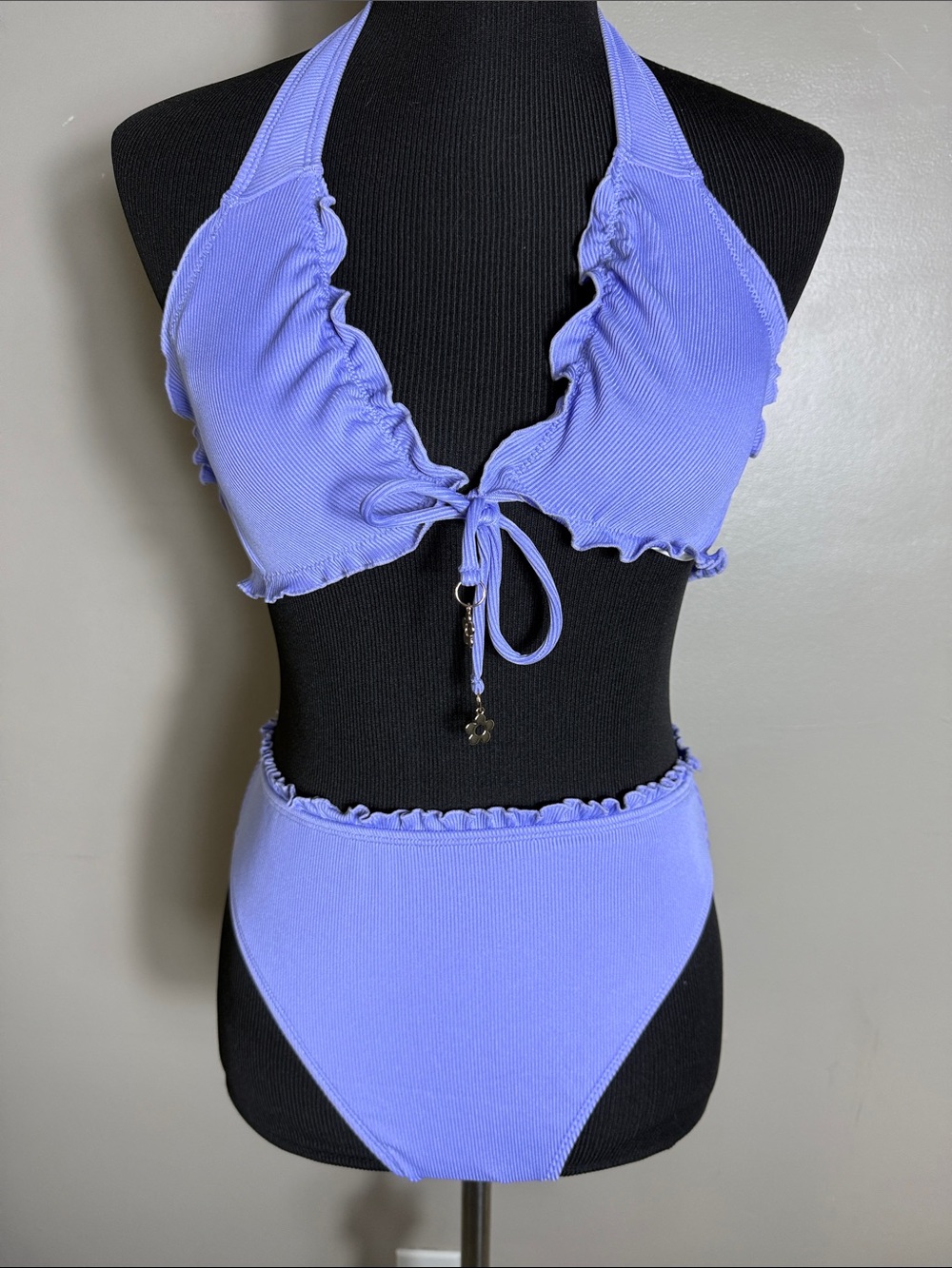 Cupshe Natural Sky Periwinkle Ruffled Halter Bikini Set Top S Bottoms M NWT